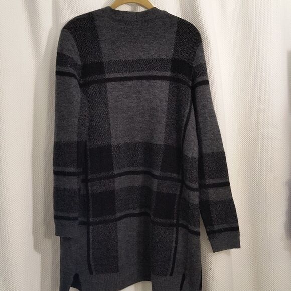 Old Navy Cardigan Sweater Women's - Picture 3 of 3